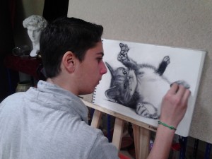 Dibujo artístico en Academia Romaral Art.